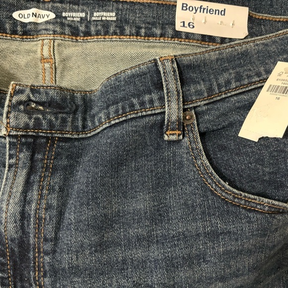 NWT OLD NAVY Boyfriend Jeans for Women - Picture 2 of 4